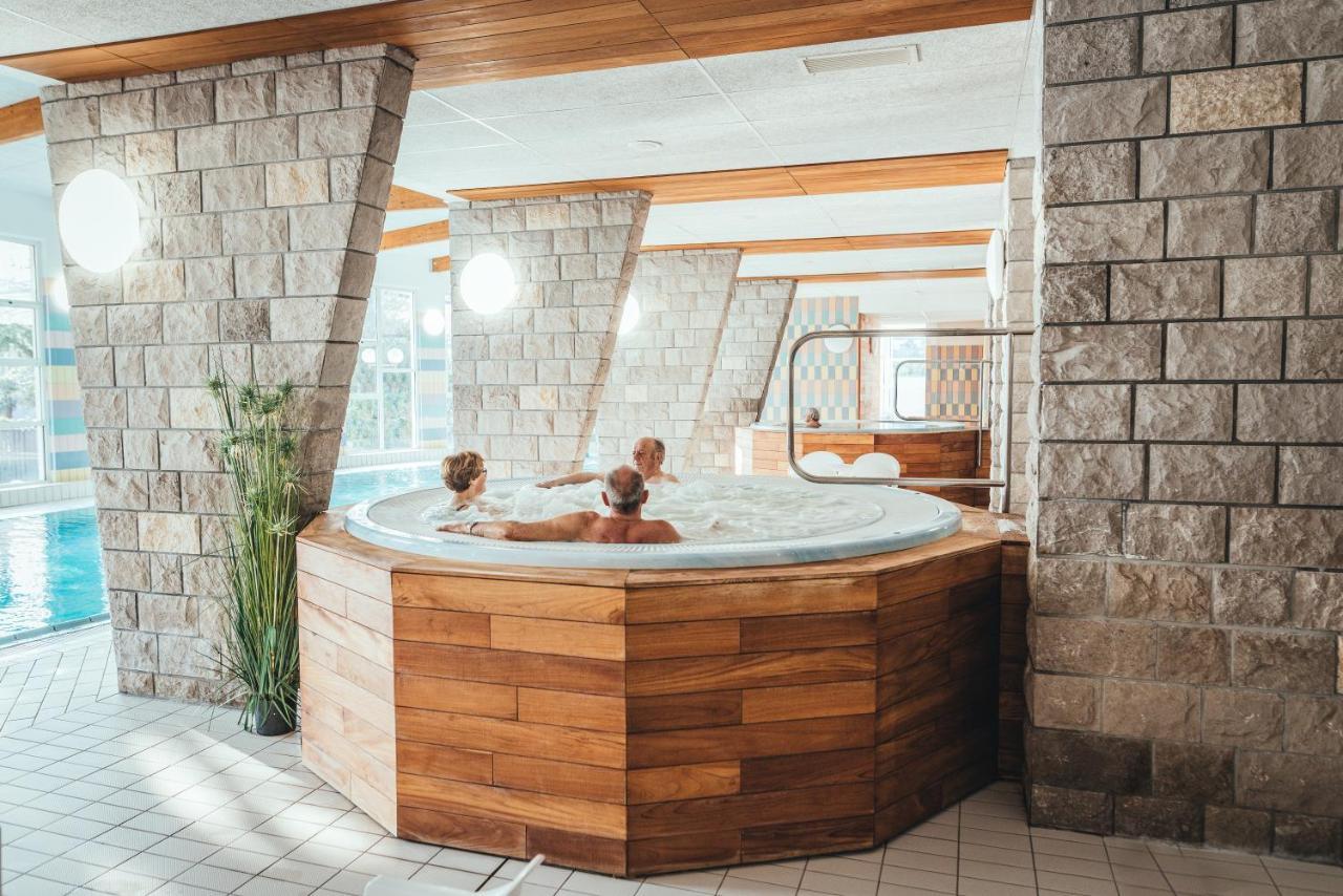 Hotel Delfin Izola Kültér fotó